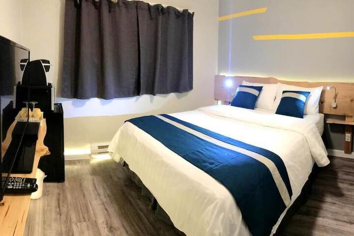 Room 10 of 68