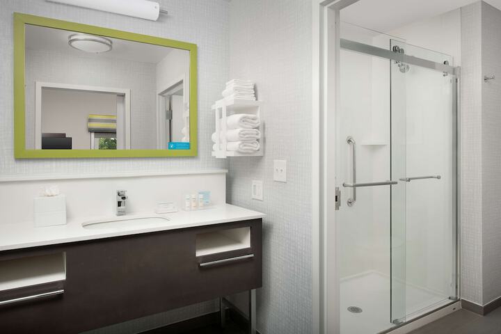 Bathroom shower