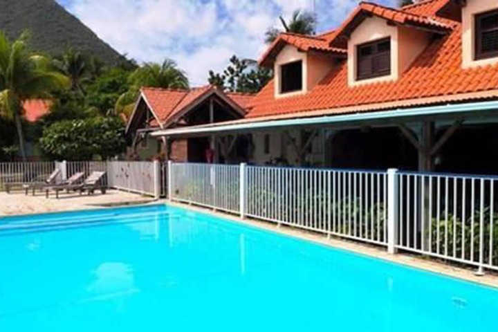 Pool 27 of 38