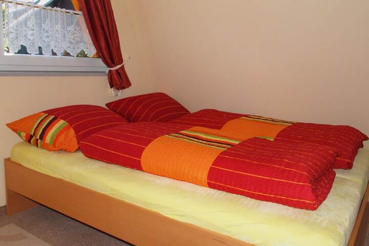 Room 4 of 20