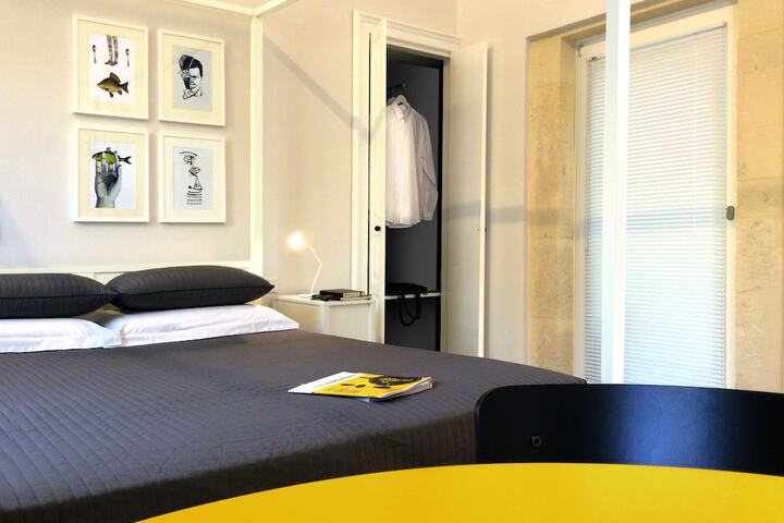 Room 15 of 71
