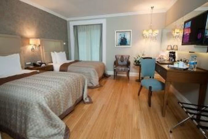 Room 34 of 89