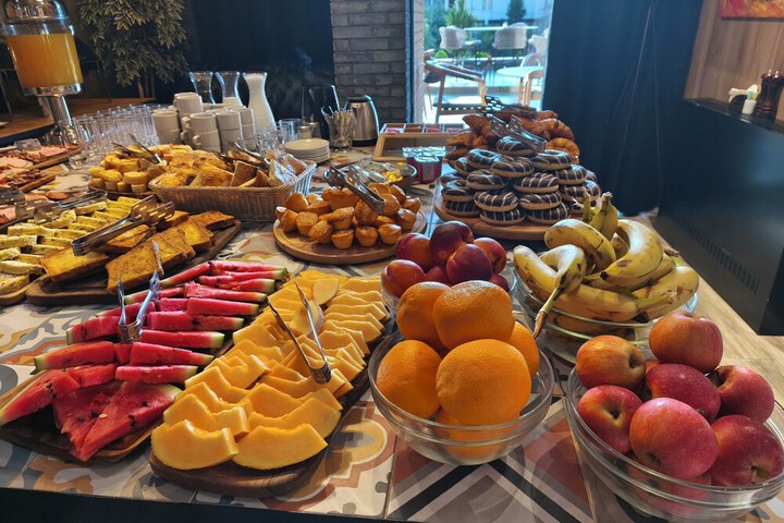 Breakfast/Coffee Service 36 of 46