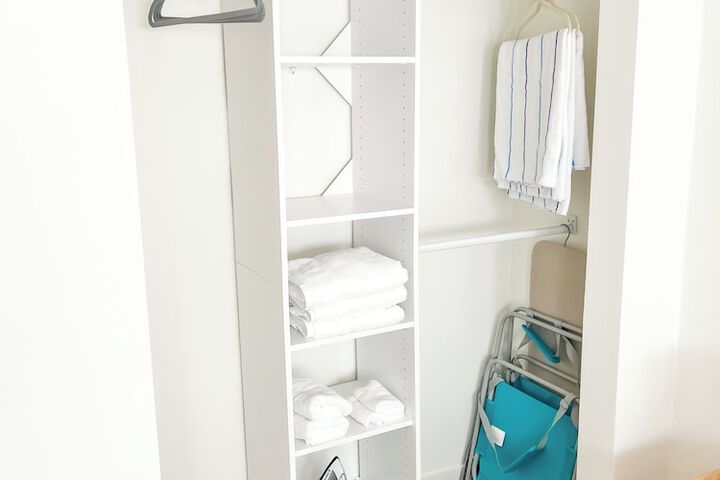 Room 4 of 27