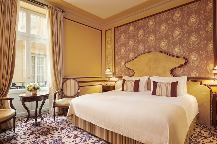 Room 15 of 194