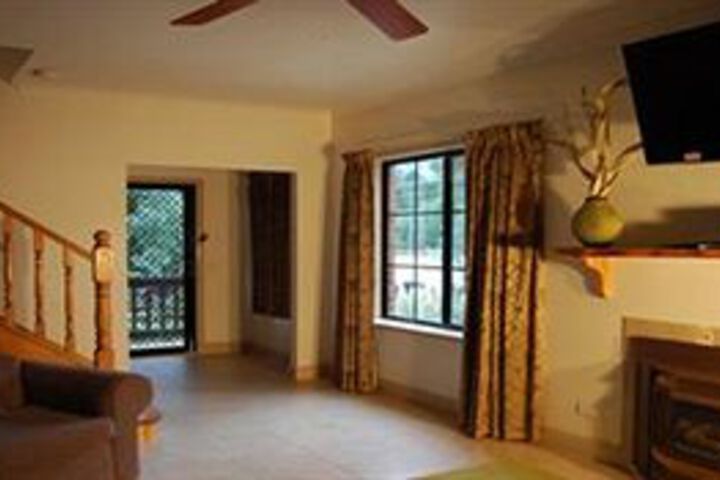 Hotel Interior 5 of 9