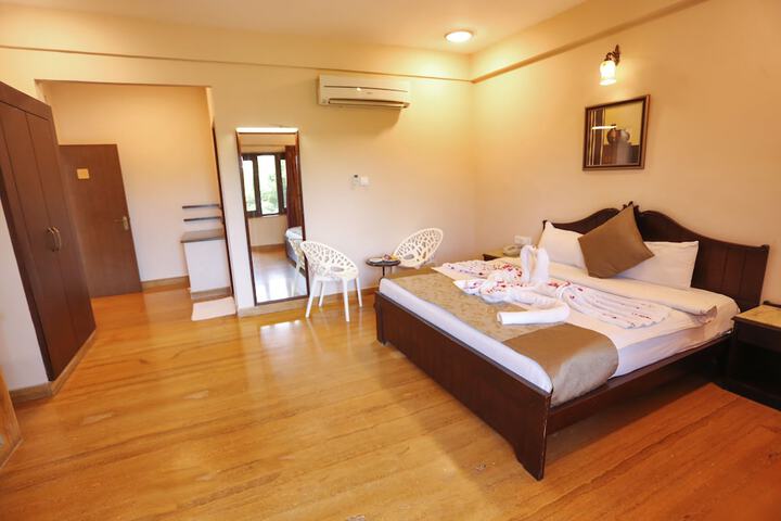 Room 10 of 60