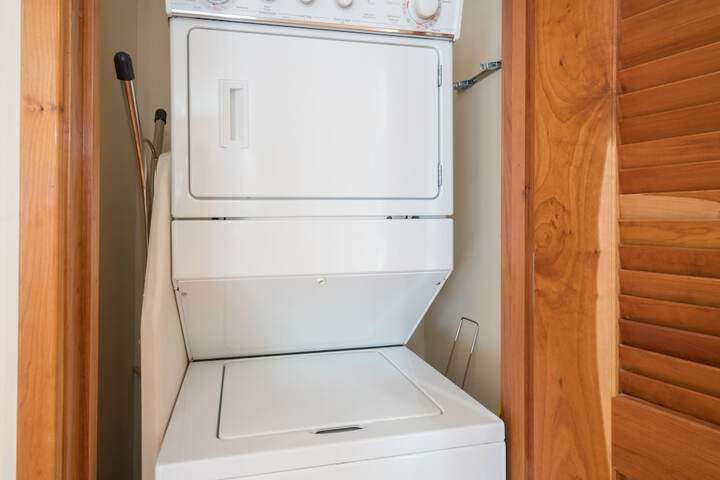 Laundry 298 of 382