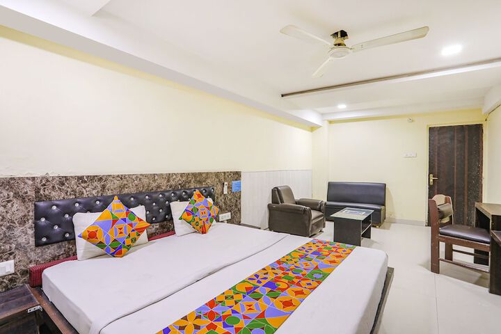 Room 14 of 23