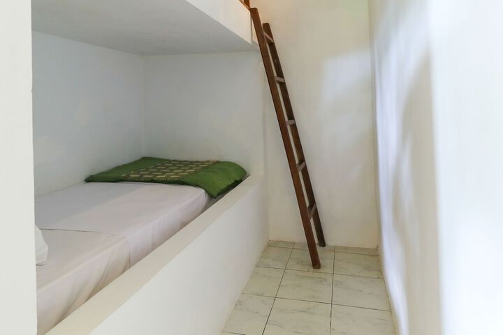 Room 15 of 117