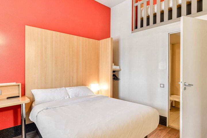 Room 20 of 45