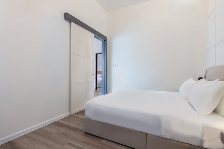 Room 21 of 40