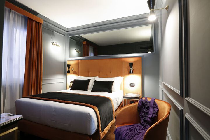 Room 15 of 80