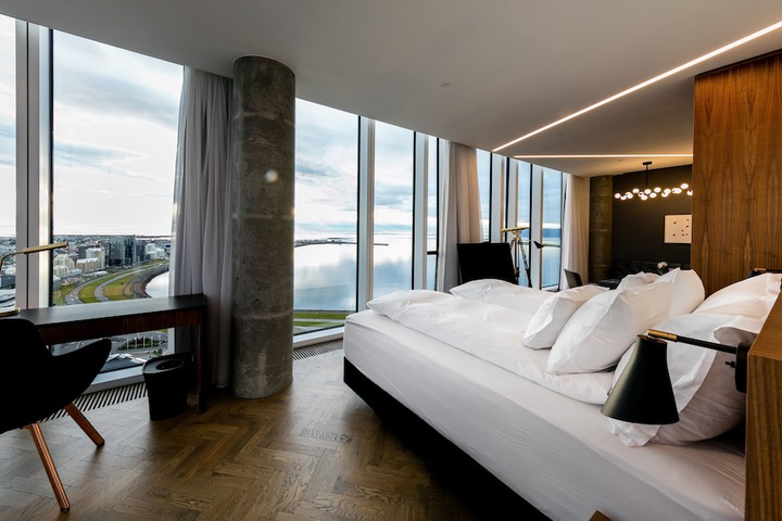 Room 18 of 40
