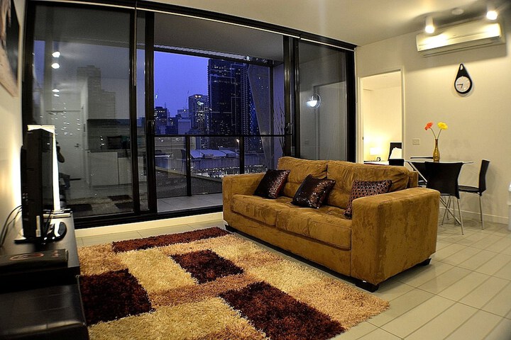 Room 8 of 30