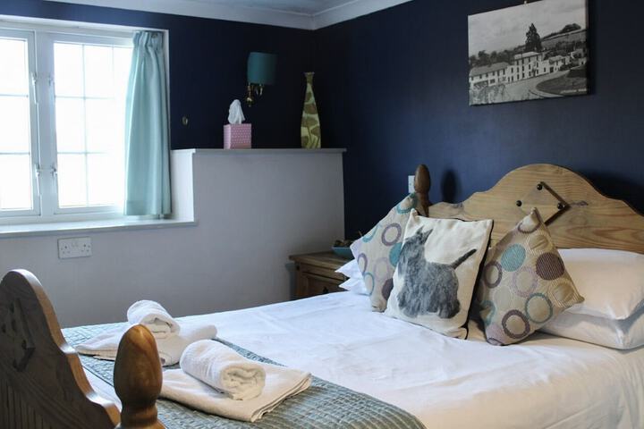 Room 16 of 30