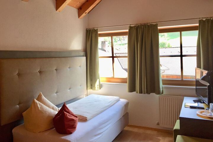 Room 7 of 53