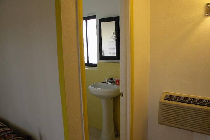 Room 10 of 12