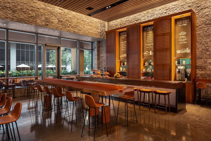 Breakfast area