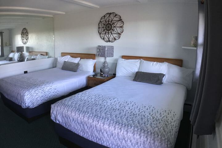 Room 4 of 38