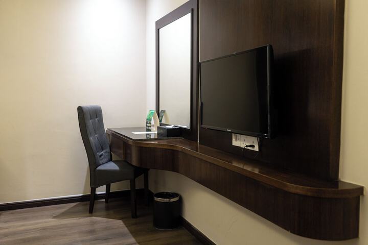 Room 19 of 71