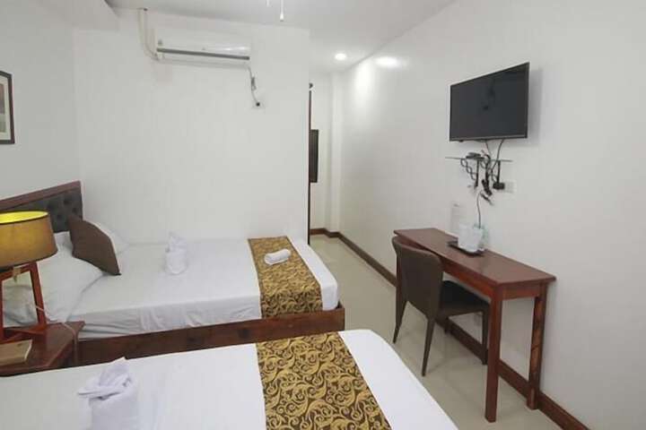 Room 17 of 63