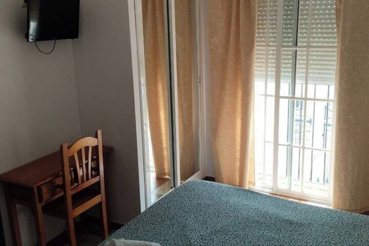 Room 19 of 40