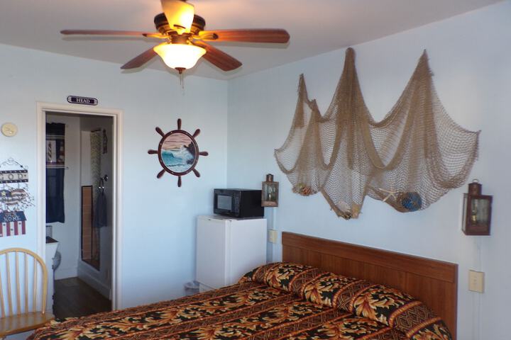 Room 44 of 101