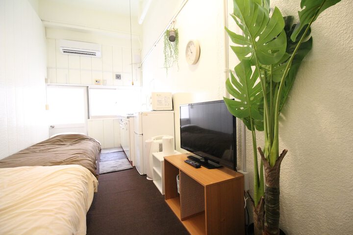 Room 33 of 58