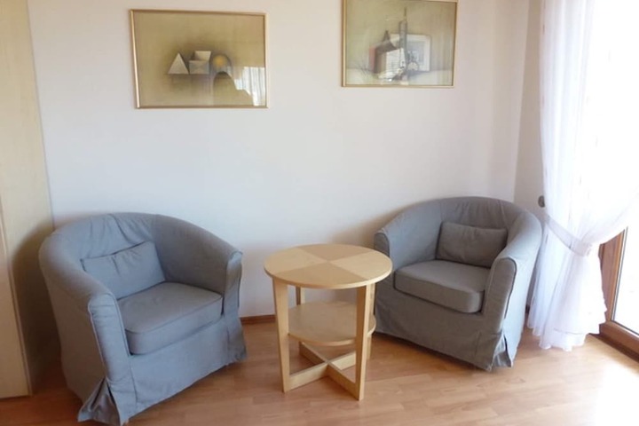 Room 8 of 31