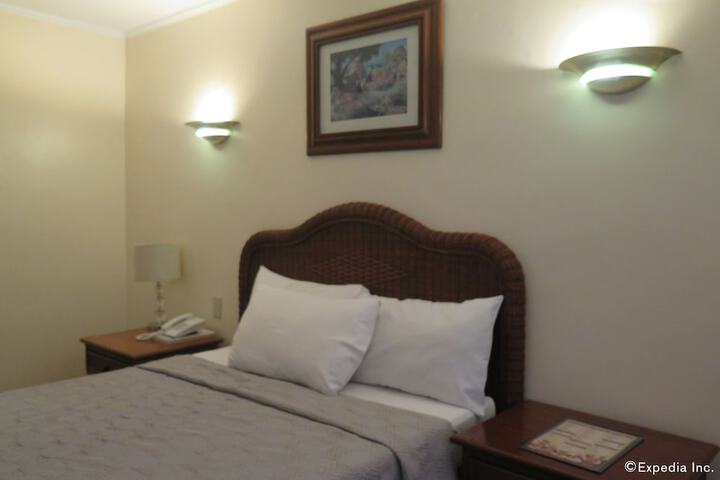 Room 5 of 45