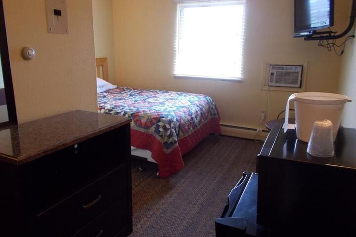 Room 16 of 45