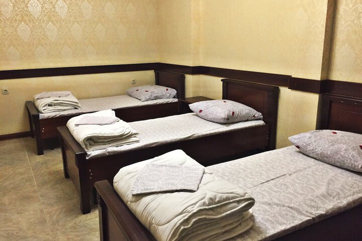 Room 3 of 25