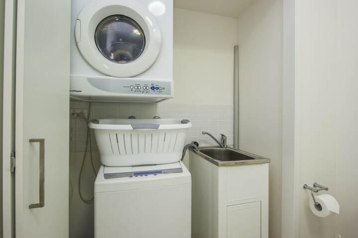 Room 8 of 13