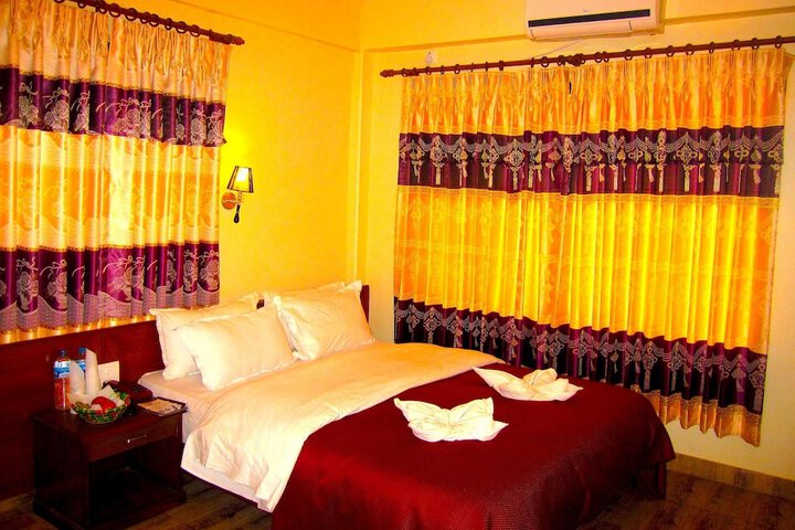 Room 15 of 38