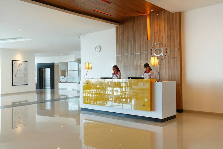 Hotel Interior 4 of 28