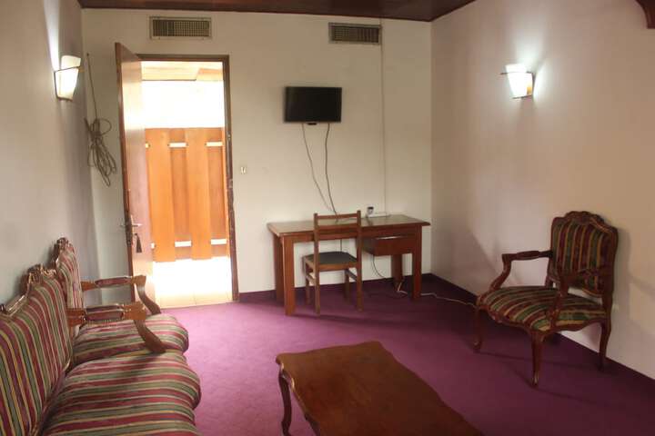 Room 14 of 31