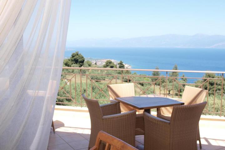 Hotel Theasi