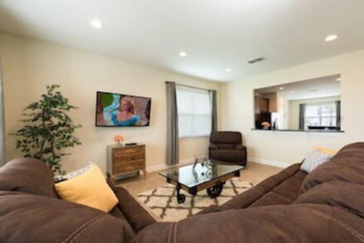 Room 12 of 26