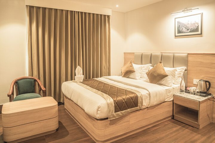 Room 7 of 26