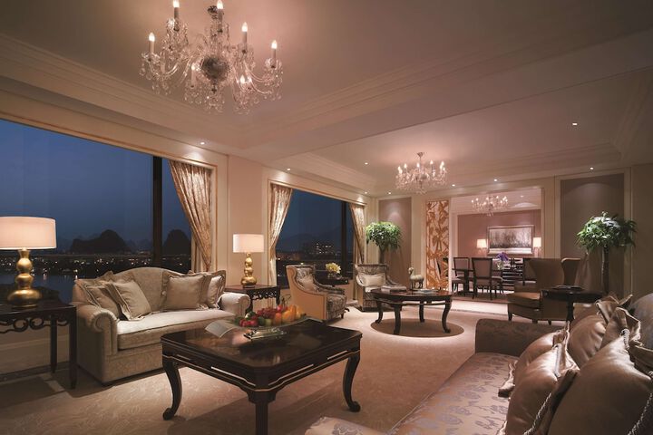 Room 15 of 87