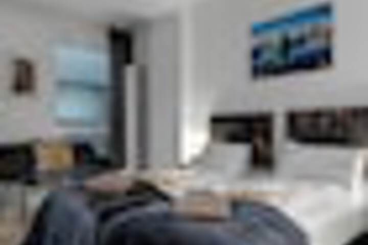 Room 119 of 219