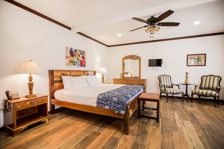 Room 4 of 55
