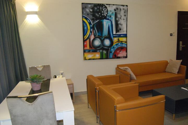 Room 36 of 90