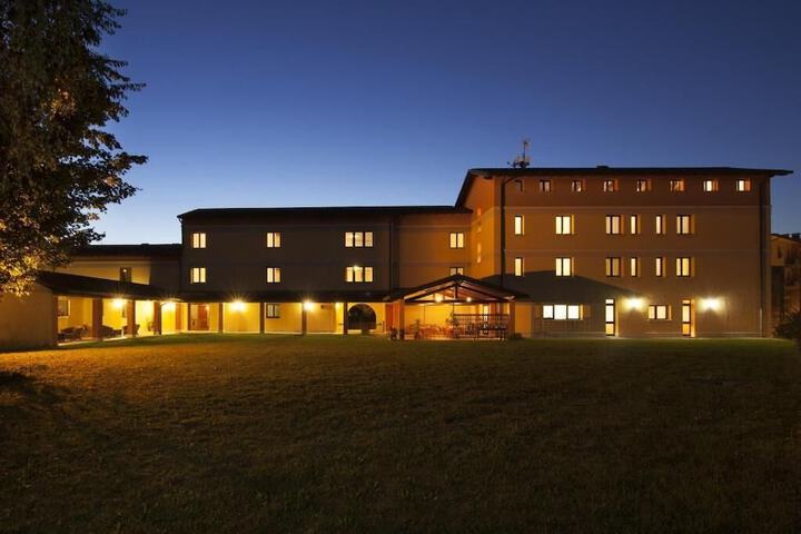 Hotel 39 of 40