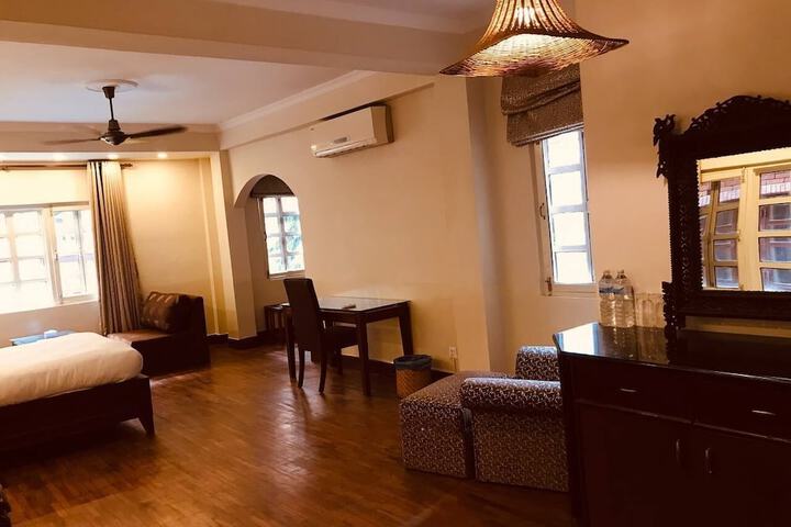 Room 43 of 130