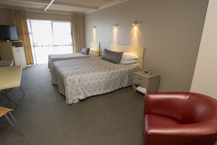 Room 8 of 23