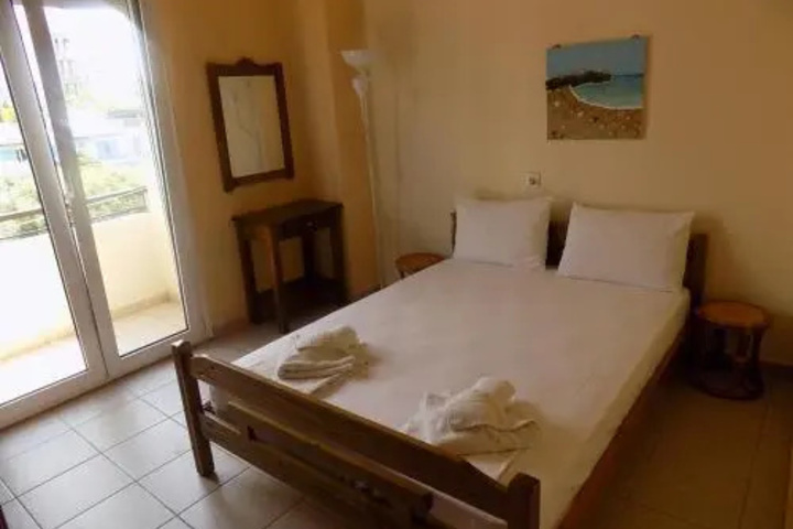 Room 6 of 23