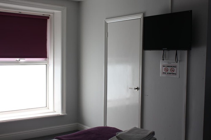 Room 9 of 63