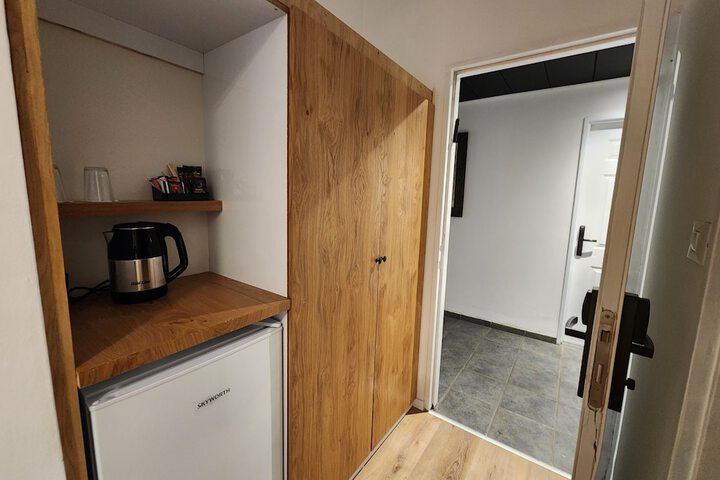 Room 55 of 141